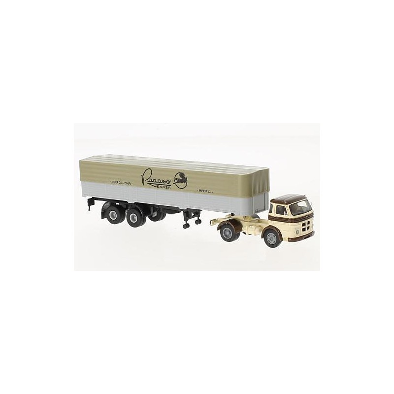 Pegaso Comet, beige and brown. Pegaso Enasa. Pegaso Comet, beige and brown. Pegaso Enasa.