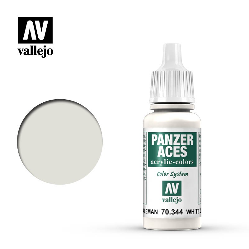 White (german tank crew) 17 ml. White (german tank crew) 17 ml.