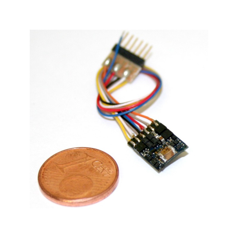 LokPilot Micro V4.0 decoder, 6-pin cable plug.