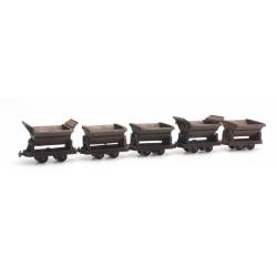 5 tipper wagons.