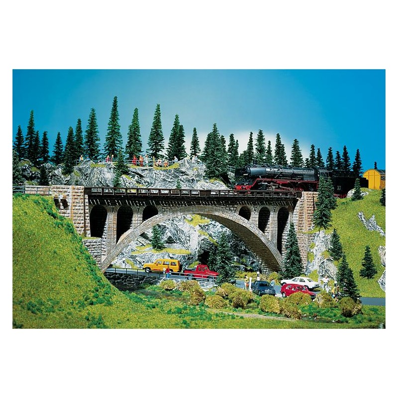 Puente de arco de piedra. FALLER 120533