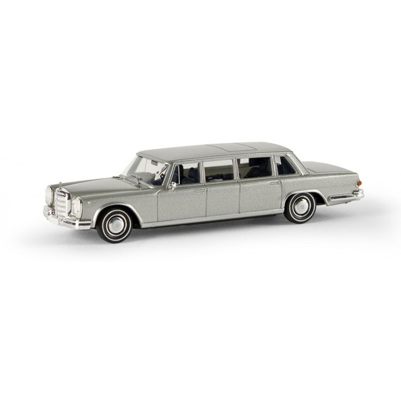 MB 600, silver grey. MB 600, silver grey.