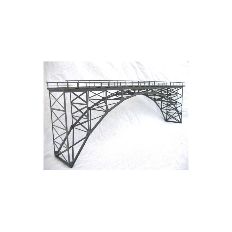 Puente metálico alto en arco. HACK BRUCKEN HK60-2