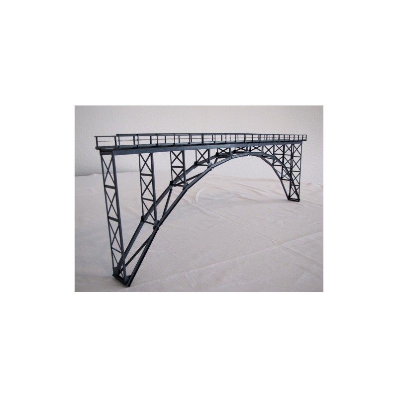 Puente metálico alto en arco. HACK BRUCKEN HK60