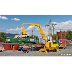 Grue avec grappin LIEBHERR 934.