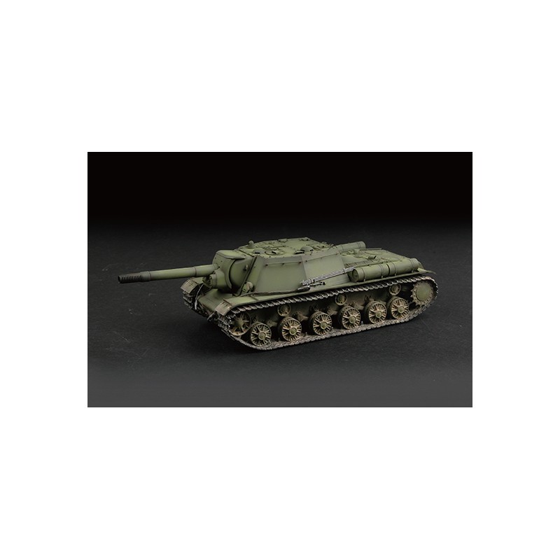Soviet SU-152, versión inicial. Soviet SU-152, versión inicial.