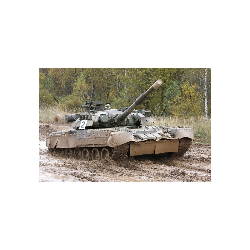 Carro de combate ruso T-80U MBT.