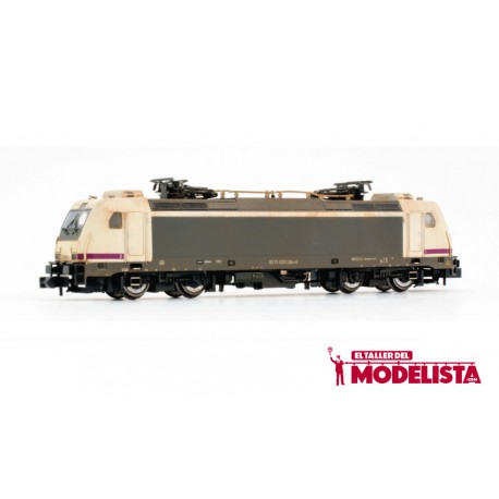 Electric locomotive 253, RENFE. Weathered.