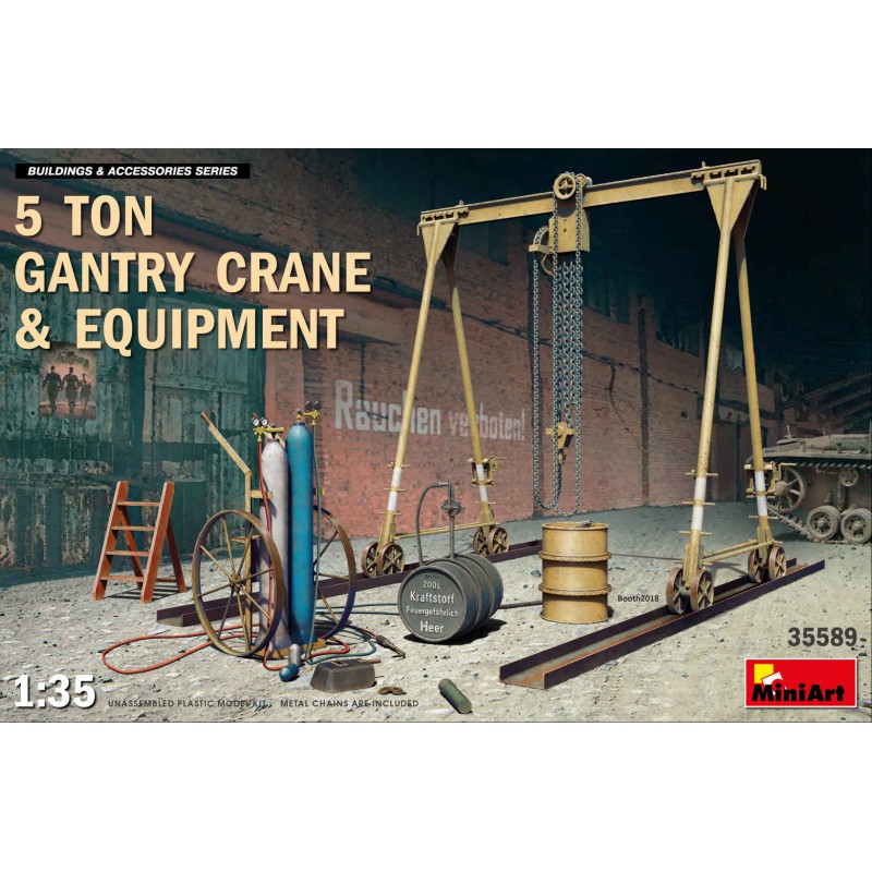 Grúa de 5 toneladas y equipamiento. Grúa de 5 toneladas y equipamiento.