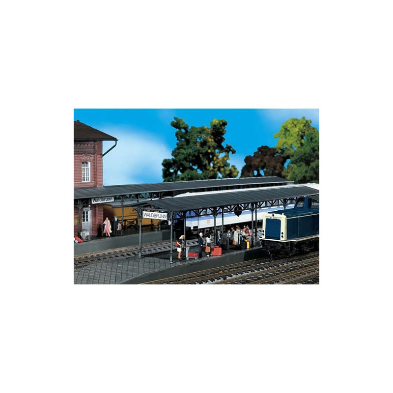 2 Covered Platforms. FALLER 120204