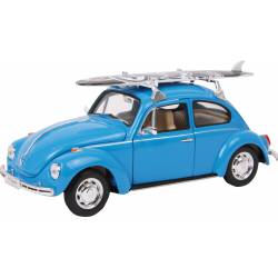 Escarabajo VW con tabla de surf.