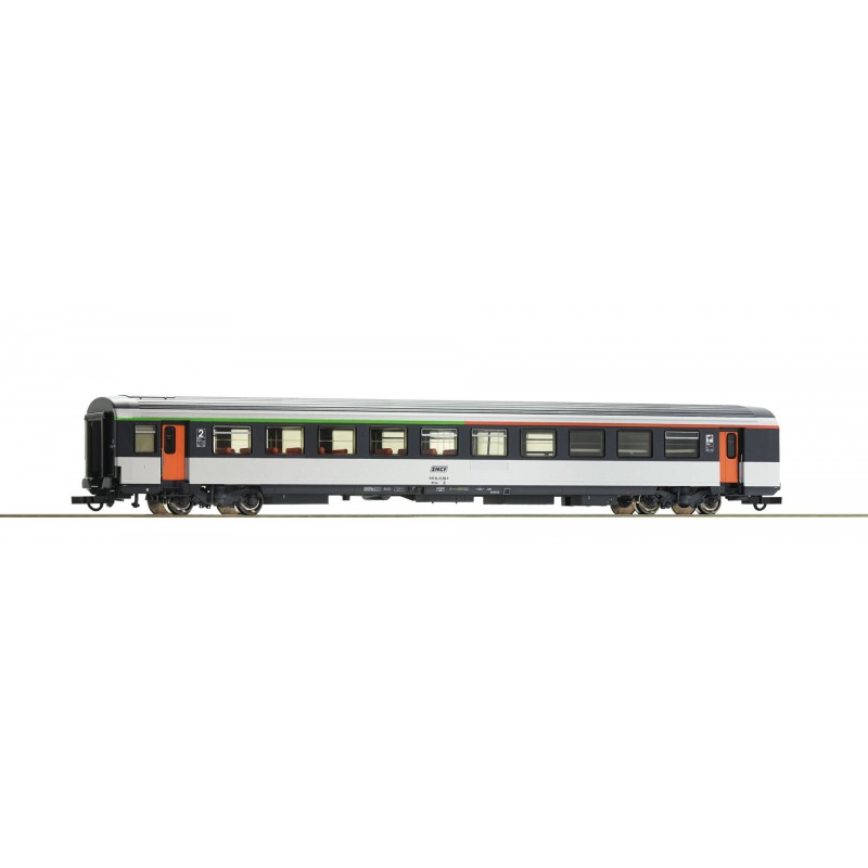Coche Corail de 2a clase, SNCF. Coche Corail de 2a clase, SNCF.