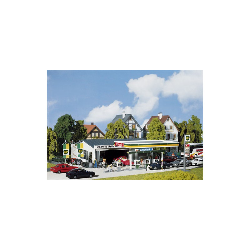 Gasolinera. FALLER 130346