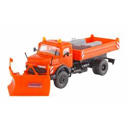 MB round bonnet truck.