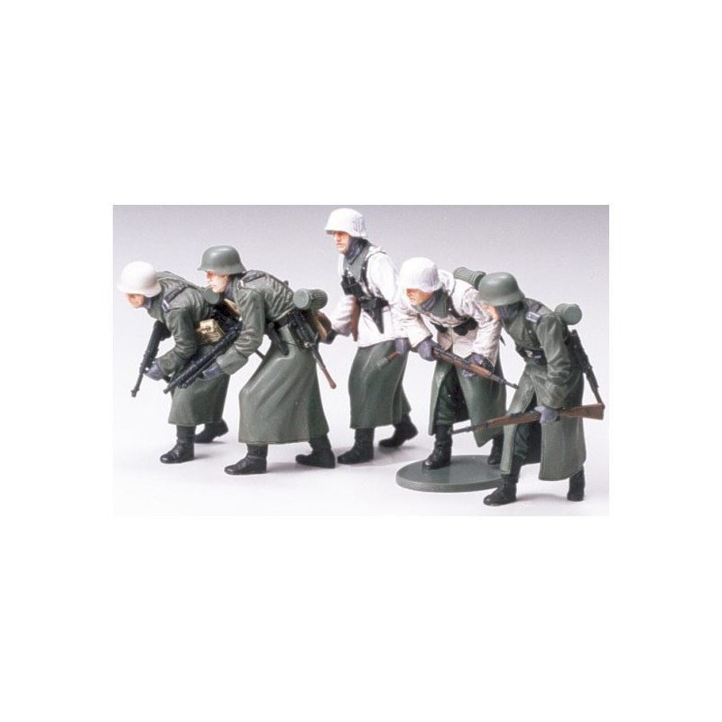 Infantería de asalto alemana invierno. TAMIYA 35256
