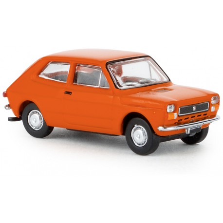 Fiat 127, orange.