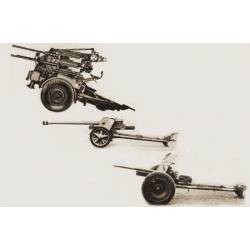Armas: Pak35, Pak40 e Flak38.
