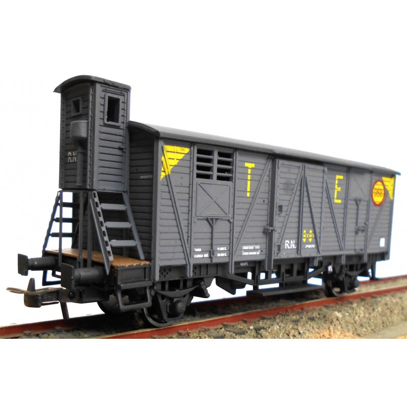 Boxcar with brakemans cab, RENFE. Boxcar with brakemans cab, RENFE.