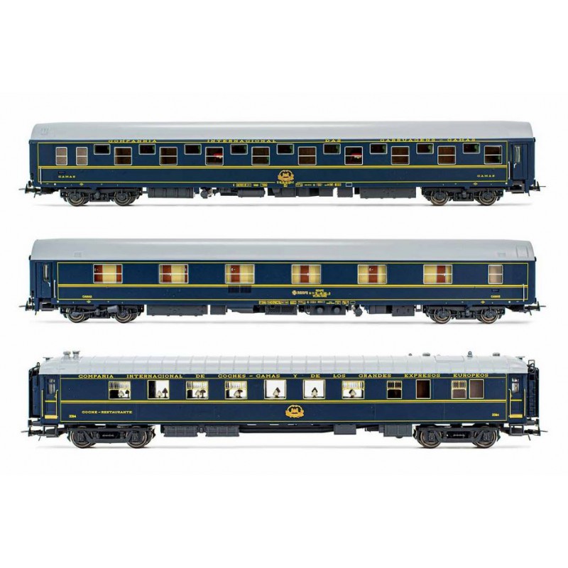 Set of T2 and restaurant coaches, RENFE/CIWL. Set of T2 and restaurant coaches, RENFE/CIWL.