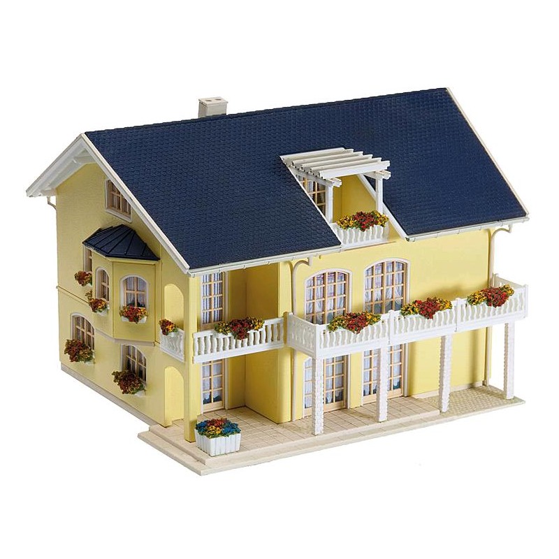 Casa "Siena". Casa "Siena".