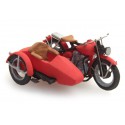 Moto con sidecar. Moto con sidecar.