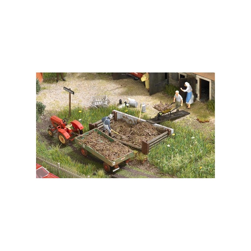 Pila de estiércol. BUSCH 1526