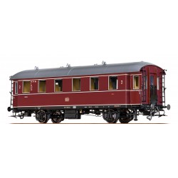 Passenger coach CIV-33.