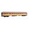 2nd class couchetters coach, BBL 8225. RENFE. Weathered.