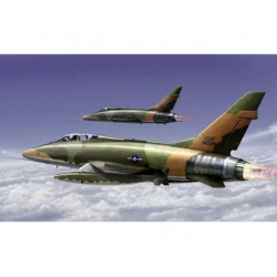 F-100F Super Sabre.
