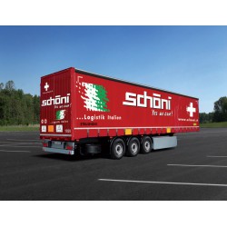 Anhängerkasten vom Typ Tautliner.