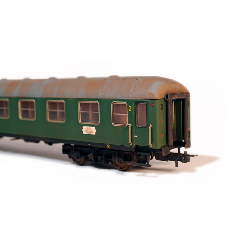 Tren electrico RENFE, AAB-8000 Autocar de 1ª / 2ª clase, librea verde