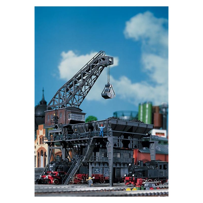 Gran depósito de carbón. FALLER 120148