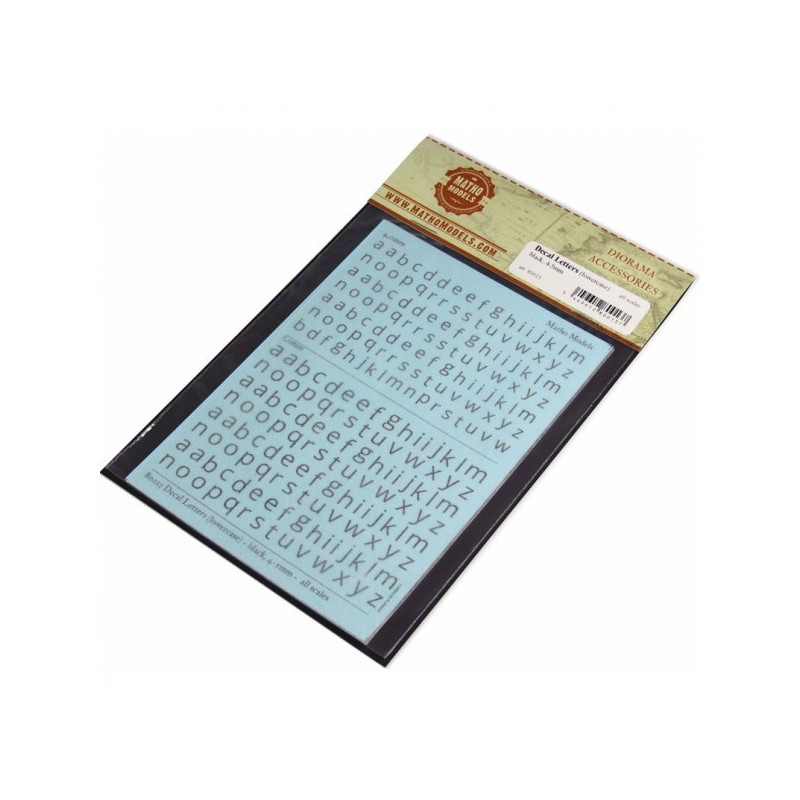 Calcas: Letras negras.