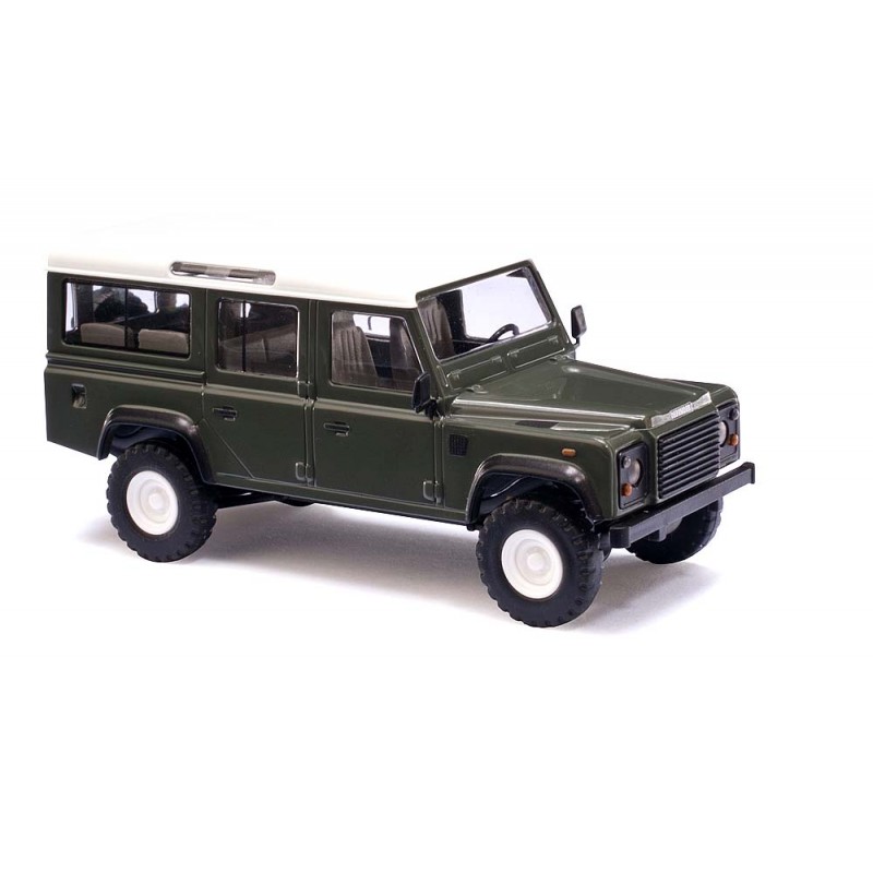 Land Rover Defender, green.