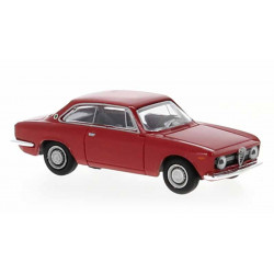 Alfa Romeo Giulia Sprint GT, red.