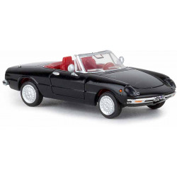 Alfa Romeo Spider 2000, black.