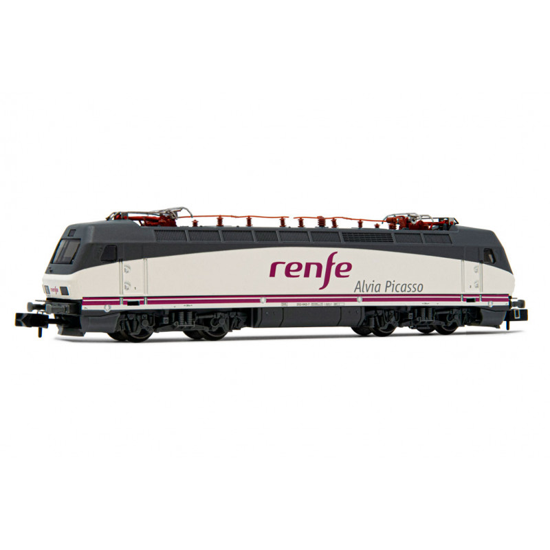 Locomotora eléctrica 252 Alvia, RENFE. Locomotora eléctrica 252 Alvia, RENFE.