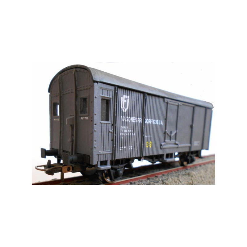 Refrigerated wagon from Vagones Frigoríficos SA, RENFE. Refrigerated wagon from Vagones Frigoríficos SA, RENFE.
