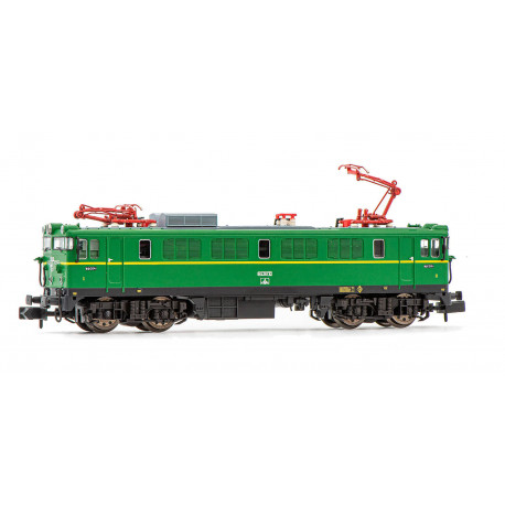 Electric locomotive RENFE 7902, green livery.