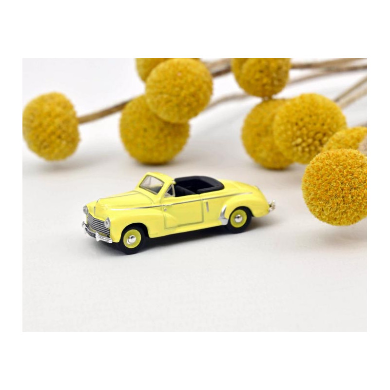 Peugeot 203, yellow.