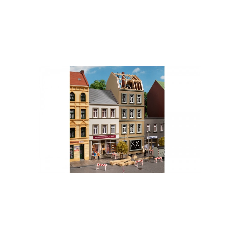 Edificios de ciudad nº 31 y 33.