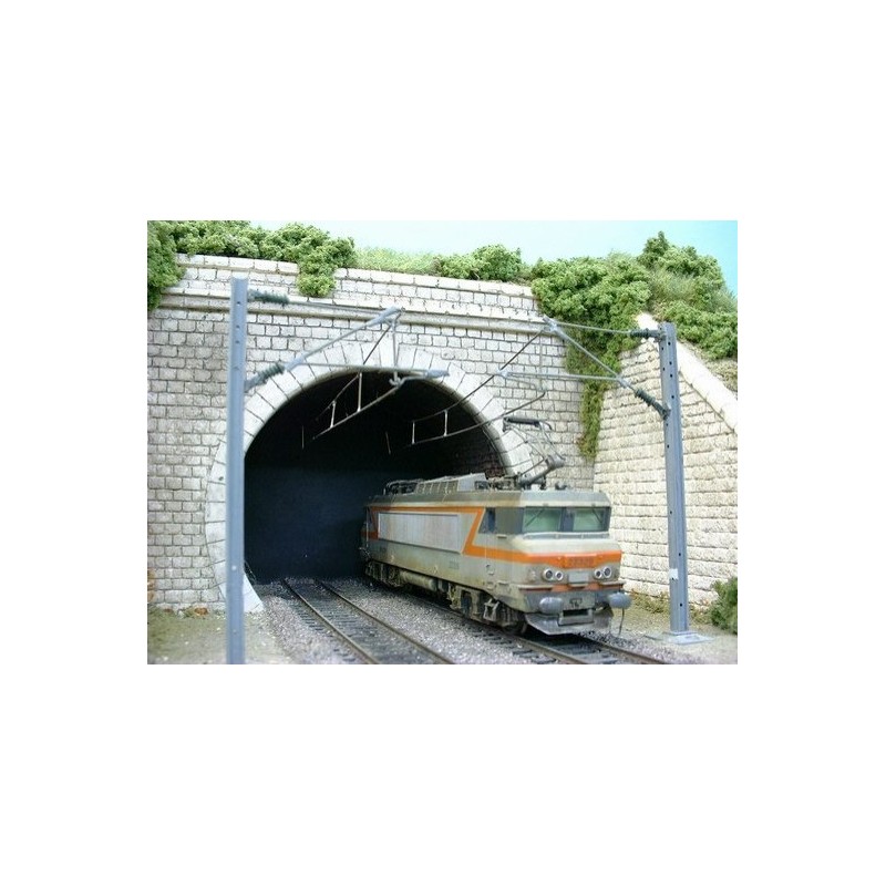 Tunnel entrance. PN SUD MODELISME 8716