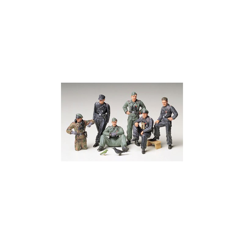 Tripulación de tanque descansando. TAMIYA 35201