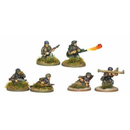 Fallschirmjager sniper, panzerschreck and flamethrower teams (1943-45). Bolt Action.