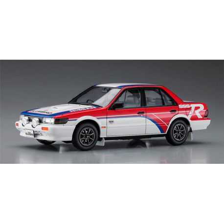 Nissan Bluebird Sedan SSS-R.