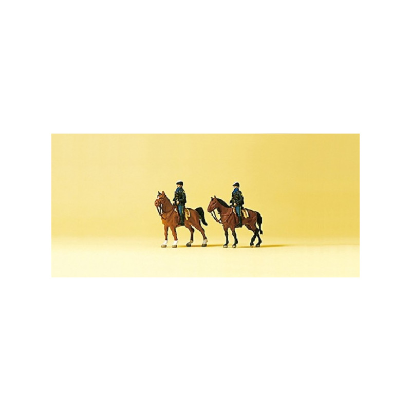 Mounted police USA. Mounted police USA.