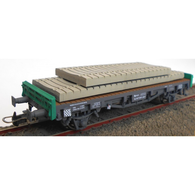 Wagon for transport of sleepers, RENFE. Wagon for transport of sleepers, RENFE.