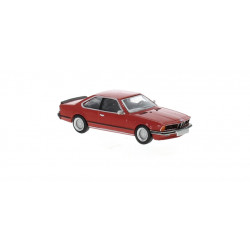 BMW 635 CSi, red.