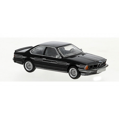 BMW 635 CSi, black.