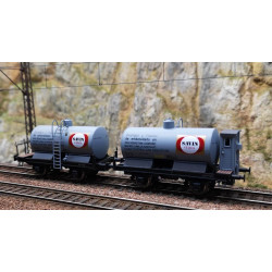 Set of 2 tank waggons for Savin Vinos.